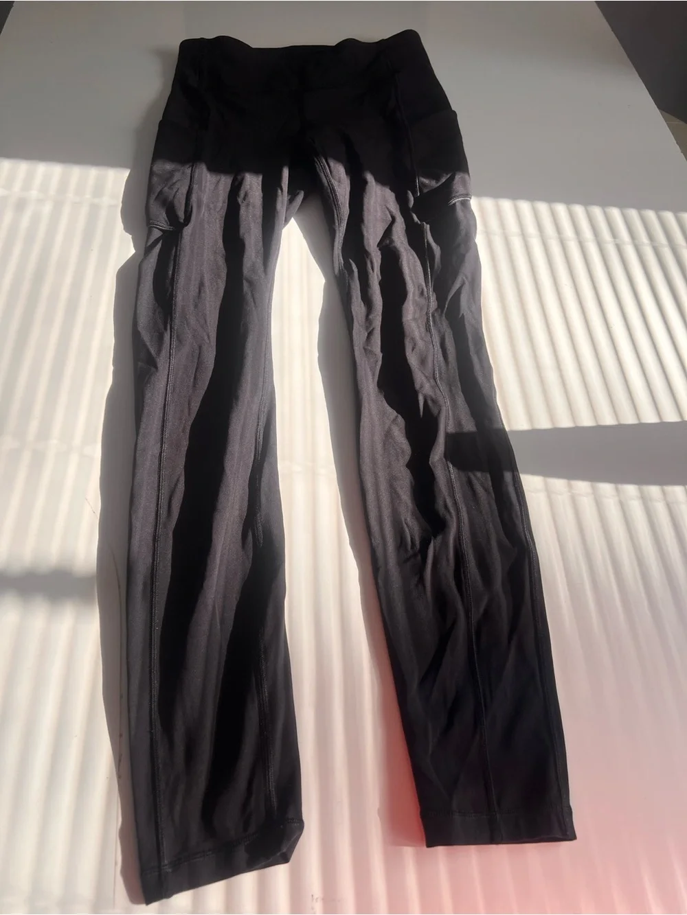 Lululemon Speed Up Tight 28” Full-On Luxtreme Leggings Women’s Black Size 4